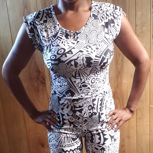 Romper - Picture 3 of 4